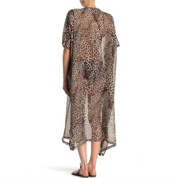 Nordstrom Rack Animal Print‎ Caftan Cover Up lady kimono One Size Brown Leopard - Picture 2 of 15